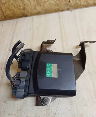 Mazda 6 Fuel injection control unit/module RF5C18701A 1310001241
