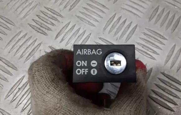 Seat Ibiza III (6L) Passenger airbag on/off switch 6Q0919237