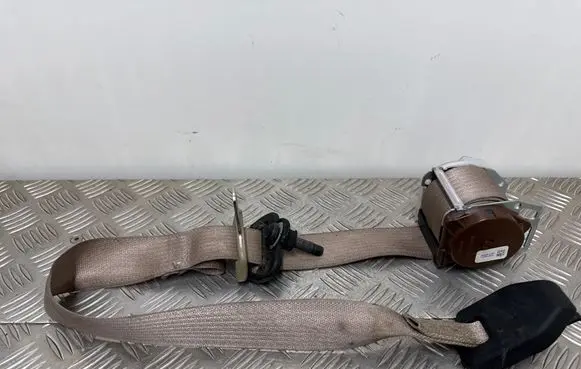 Rear seatbelt