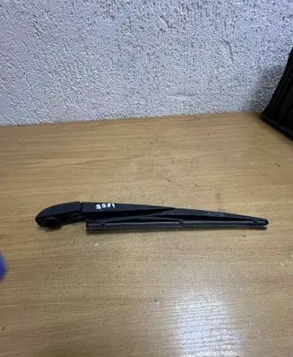 Toyota RAV 4 (XA50) Rear wiper blade 102713 2081