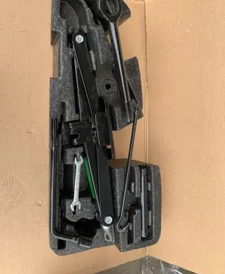 KIA Sorento Lift Jack 09149-C5000