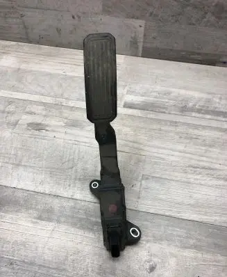 Toyota Verso Accelerator throttle pedal 7811002021 52020726981