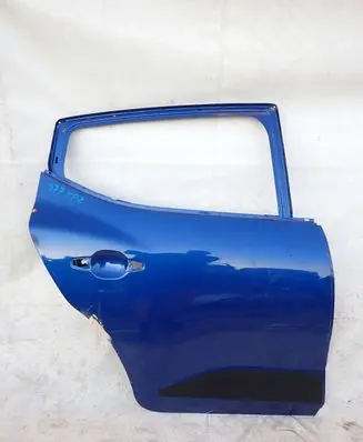 Dacia Sandero Rear door