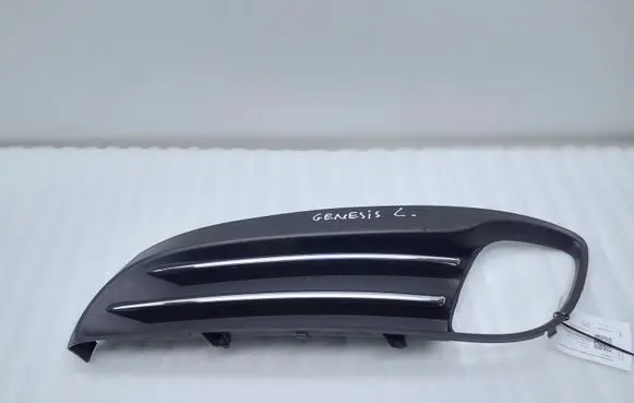 Hyundai Genesis Front fog light trim/grill 865632M000