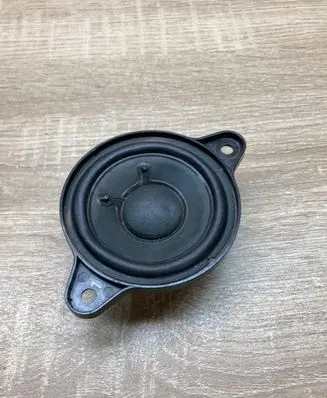 Mercedes-Benz E W211 Panel speaker A2118203002