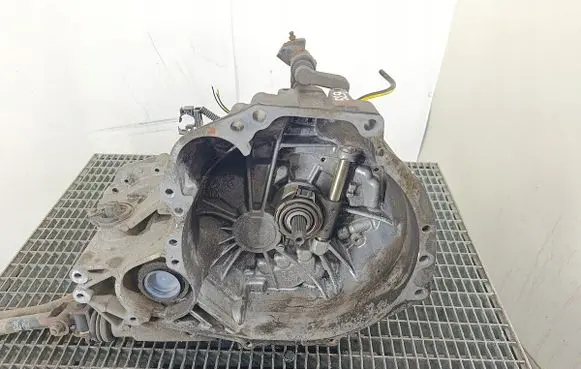 Nissan Primera Manual 5 speed gearbox 