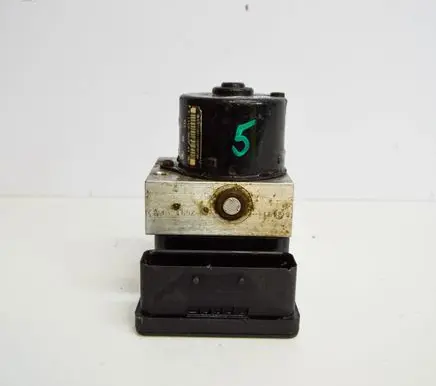 Skoda Superb B6 (3T) ABS Pump 3T0614517 3T0907379A