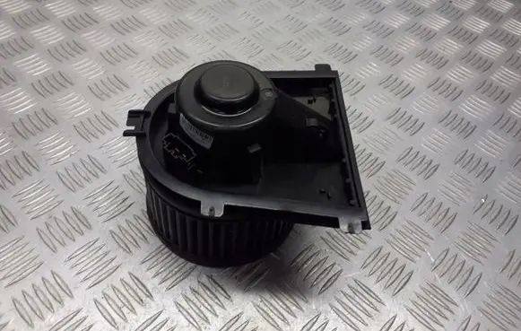 Audi A3 S3 8L Front door blower motor 1J1819021