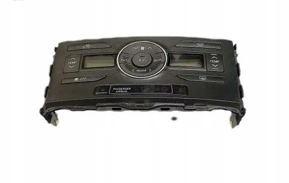 Toyota Auris 150 Climate control unit 5590002220B