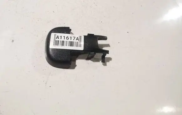 Toyota Avensis T250 Rear seat side bottom trim
