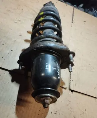 Toyota Avensis T250 Rear shock absorber with coil spring 