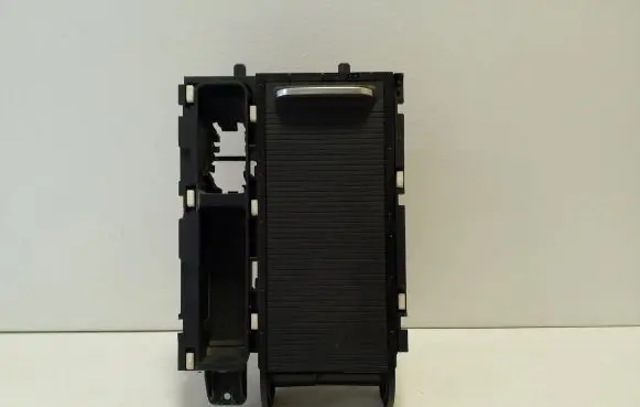 Volkswagen PASSAT B8 Cup holder front 3G0862531