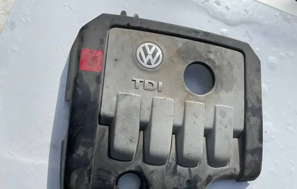 Volkswagen PASSAT B6 Engine cover (trim) 03G103145BP 03G103925BF 03G103926BT