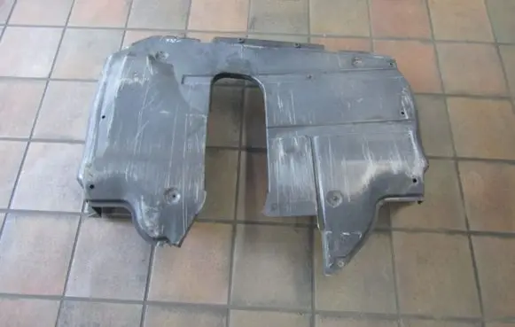 Ford Galaxy Engine splash shield/under tray