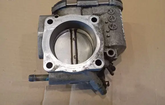 Audi A4 S4 B6 8E 8H Throttle body valve 06B133062H