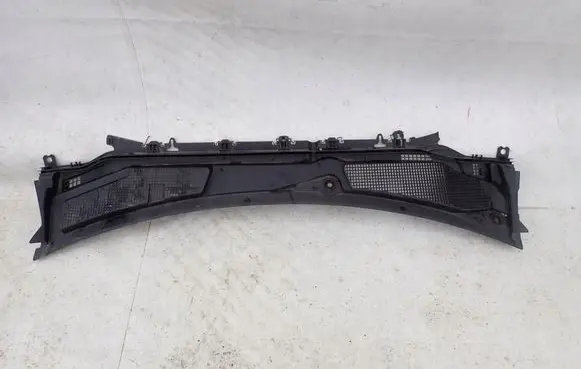 Mercedes-Benz A W177 Wiper trim A1778305800