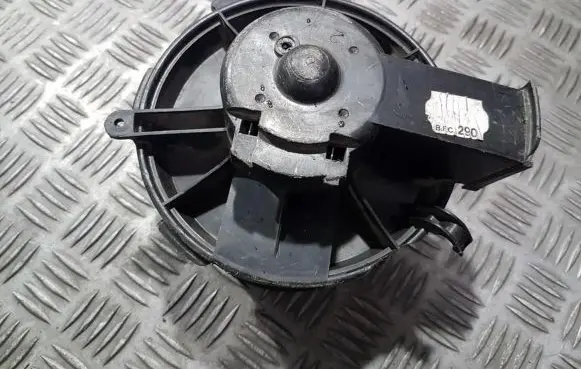Peugeot 206 Heater fan/blower 5576705