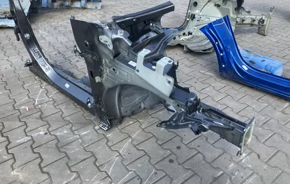 Ford Puma Front quarter panel DG14553