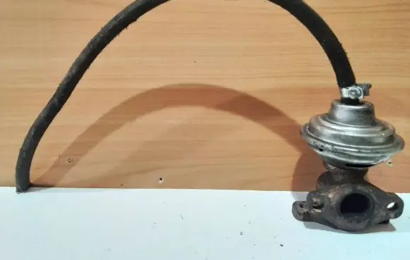 Audi A6 S6 C4 4A EGR valve cooler 02L131503