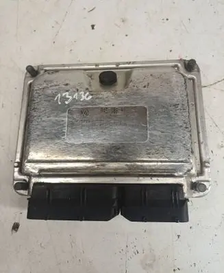 Volkswagen Polo IV 9N3 Engine control unit/module 045906019