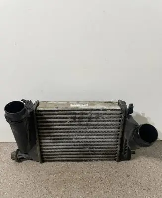 Nissan X-Trail T32 Intercooler radiator 144614BE0A 8190000 4881553