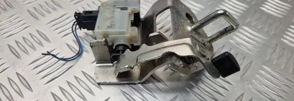 Skoda Octavia Mk2 (1Z) Trunk lock loop 1Z9827511C