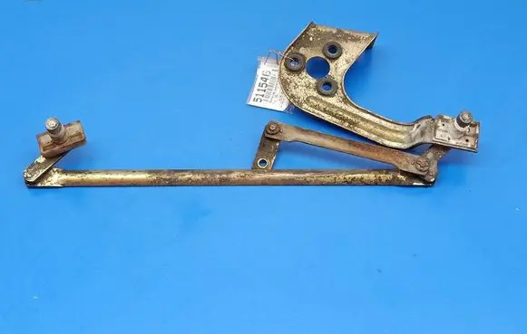 Fiat 126 Front wiper linkage and motor