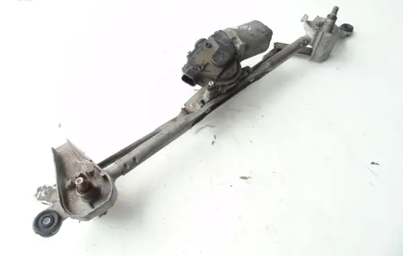 Subaru Forester SH Front wiper linkage and motor 86511SC011