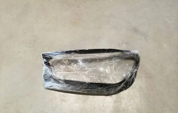 Mercedes-Benz GLE W167 Headlight lense A1679066908