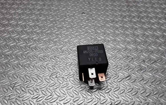 KIA Sorento Other relay 9522517000