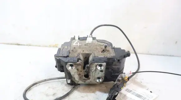 Renault Clio III Rear door lock