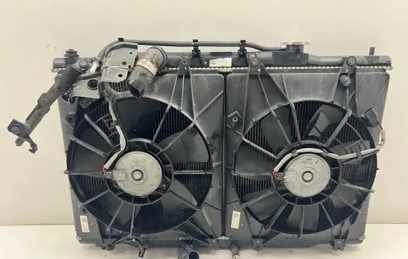 Honda CR-V Coolant radiator