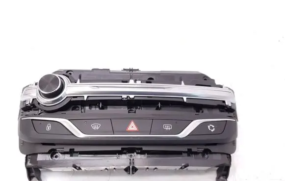 Peugeot 308 Climate control unit 96777660ZD