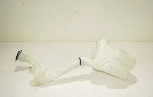 Peugeot 207 Windshield washer fluid reservoir/tank 9648337580