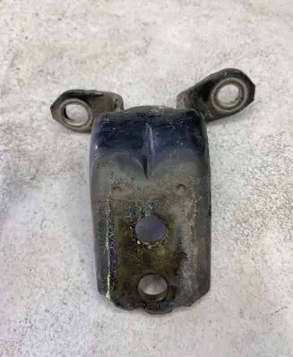 Nissan Pathfinder R51 Front door upper hinge 