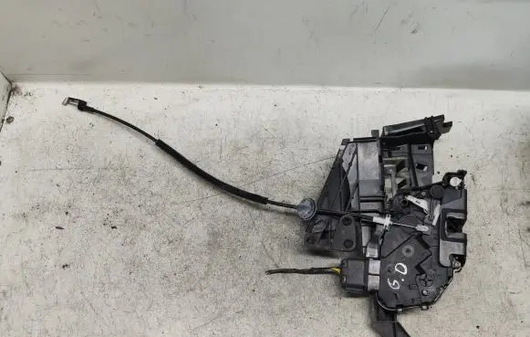 Ford C-MAX I Rear door lock