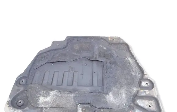 Land Rover Discovery Sport Engine splash shield/under tray 24RB
