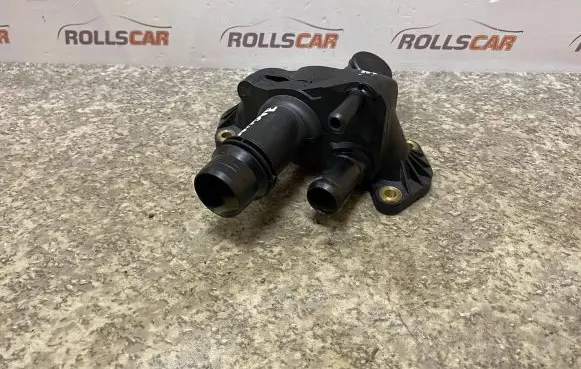 Thermostat/thermostat housing