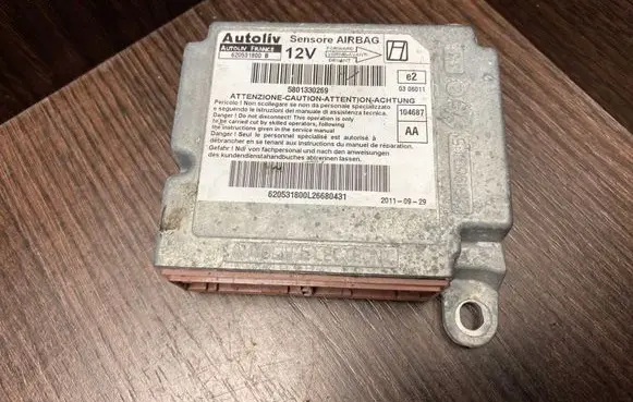 Iveco Daily 5th gen Airbag control unit/module 5801330269 216196945