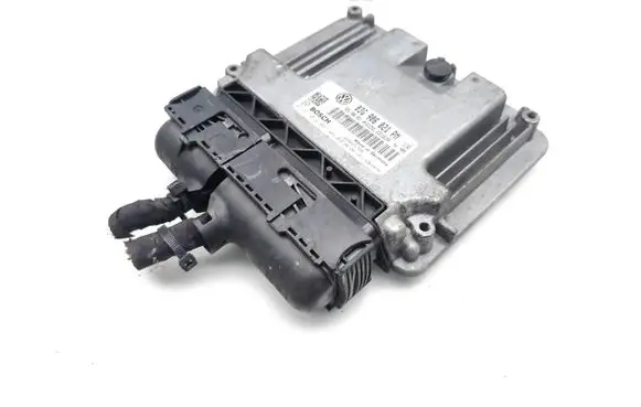Volkswagen Golf V Engine control unit/module 03G906021PM 0281014061