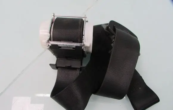 BMW 1 E81 E87 Front seatbelt 34003267D 180209