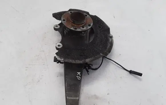 BMW 5 F10 F11 Front wheel hub