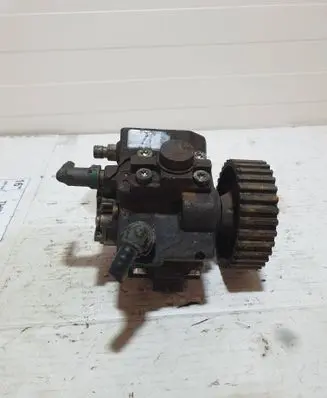 Ford Focus Fuel injection high pressure pump 9656300380A 0445010102