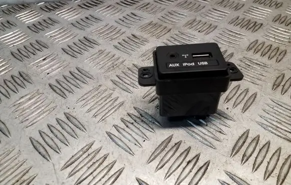 KIA Sorento AUX in-socket connector 961202P000