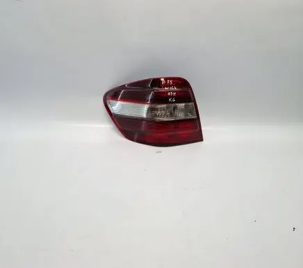Mercedes-Benz ML W164 Rear/tail lights A1649060700