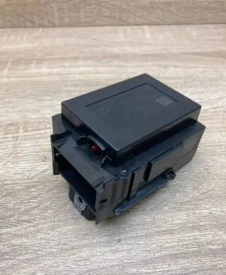 Volkswagen PASSAT B6 Ignition lock 3C0905843M