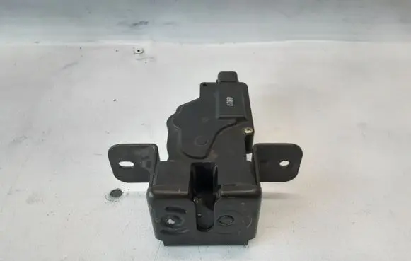 KIA Sorento Tailgate window lock/catch/latch 871303E000