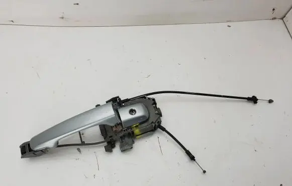Volvo XC70 Front door exterior handle