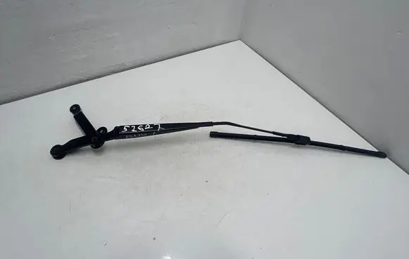 Mercedes-Benz EQA Windshield/front glass wiper blade W000076179