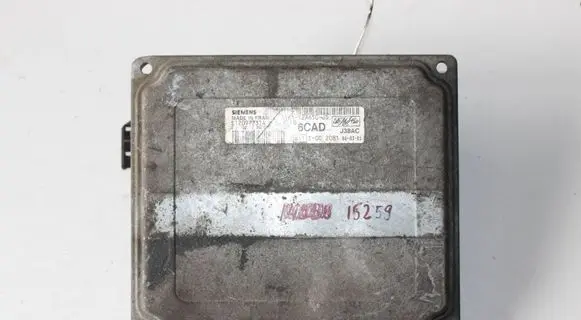 Ford Fiesta Engine control unit/module 6S6112A650JD S120977314D